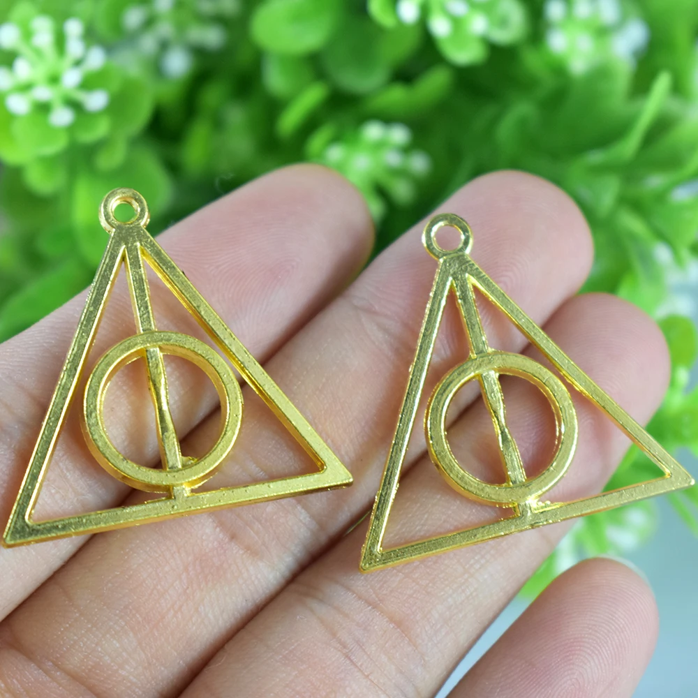 8pieces 32x31mm Gold Colour Charm Pendant Triangle and pacifier Jewelry Making DIY Handmade Craft | Украшения и аксессуары