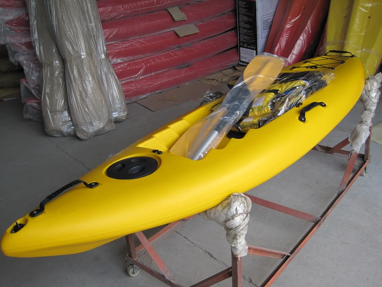 Rotational stiffness boat Single canoe single kayak fishing 003 Rowboatin Rowing Boats from
