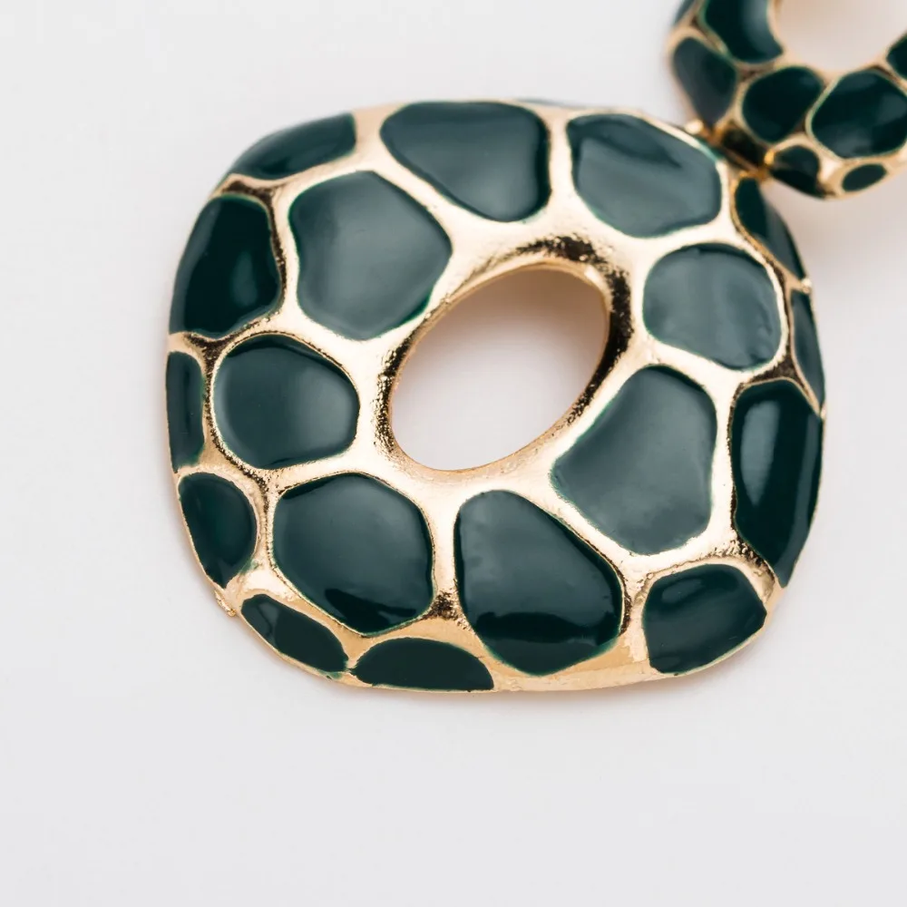 big earrings (3)