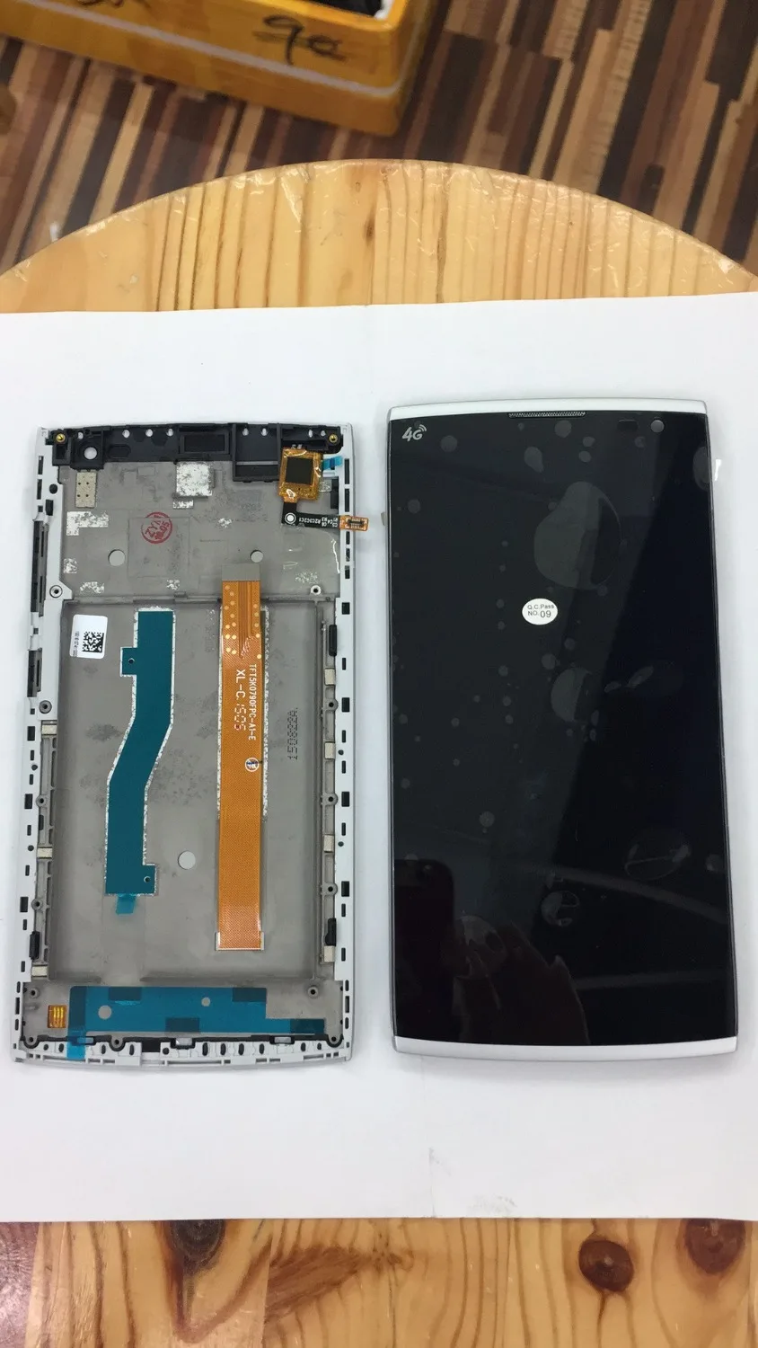 

For Alcatel One Touch Orange Nura M812 M812C M812F LCD Screen Display With Touch Screen Digitizer Assembly with frame