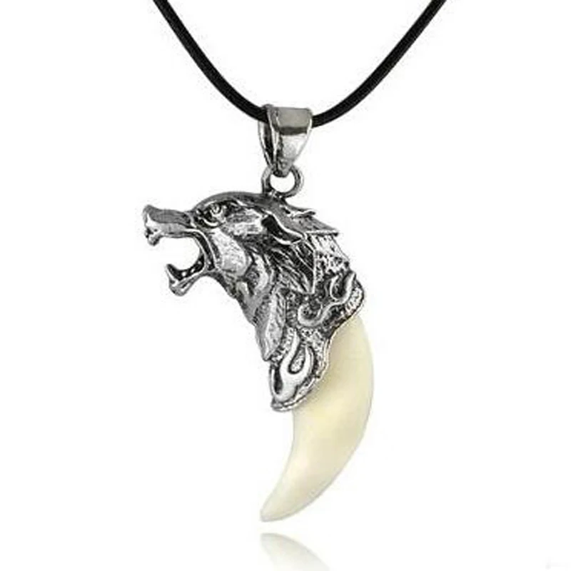 

Men Retro Wolf Fang Tooth Pendant Necklace Vintage Wolf Tooth Spike Pendants Male Personality Fashion Jewelry