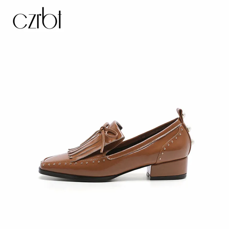 

CZRBT Patent Leather Loafers Slip On Womens Flats Square Toe Casual Shoes Fringe Rivet Oxfords Fashion Brogue Shoes Single Shoes