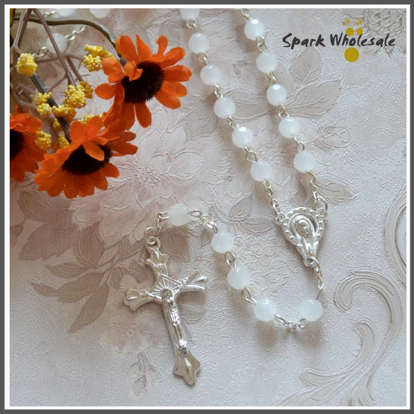 

High Quality Catholic 6mm White Crystal Rosary Necklace Jesus Cross Virgin Mary Center Rosary Religious Women's Wedding Rosary