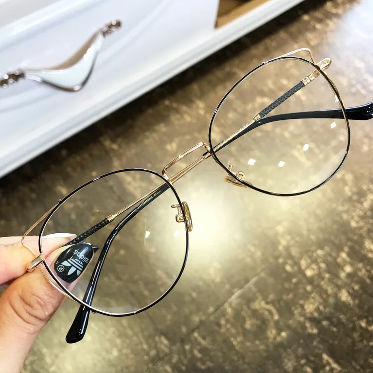 9228872207_1439884036