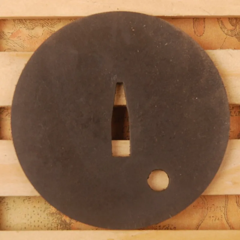 

New Sword Accessory Hand Guard Iron Tsuba for Japanese Sword Samurai Katana or Wakizashi Nice Metal Craft Fitting HT025
