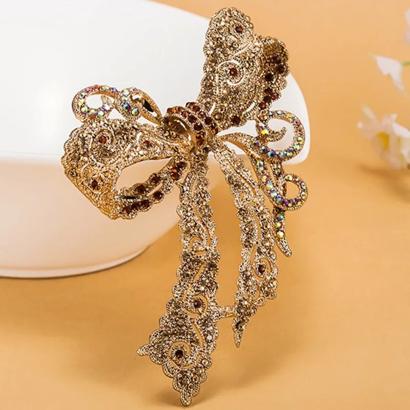 

Very Kawaii Bow Rhinestone Wedding Brooches collar Women Party Broach Perfect Women's Gold Brooch Hijab Pins Woman Bags Bijoux
