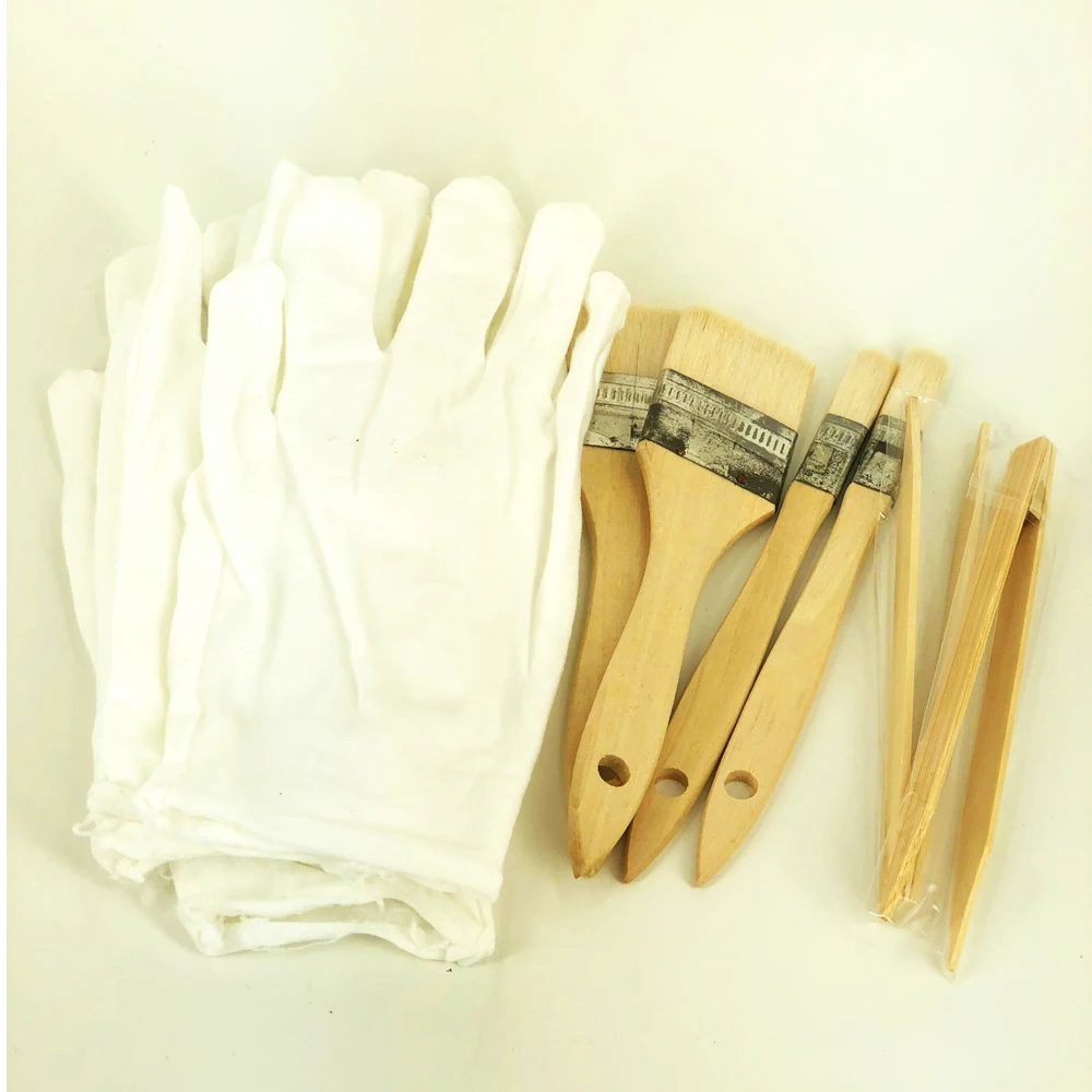 

DIY Gilding tools of 4 Brushes 2 pairs of cotton gloves 2 clips - a good helper for Gilding gold leaf and silver leaf