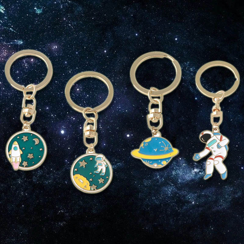 

Astronaut Planet Rocket Keychain Metal Key chains Universe Outer space Travel Keyring for Children Space lovers Jewelry Gift