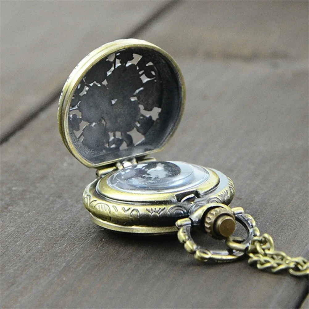 Unisex pocket watch Retro Vintage Steampunk Clock Quartz Necklace Carving Pendant Chain Clock Pocket Watch New 5