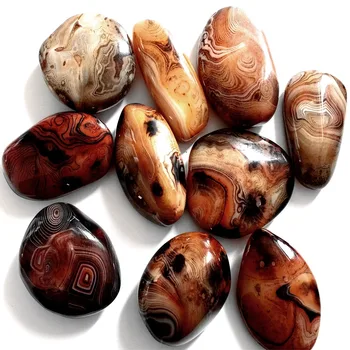 

10 Pieces 1kg Natural Carnelian Silk Agate Quartz Crystal Polychrome Tumbled Palm Stones Healing Appreciate Ornaments Minerals