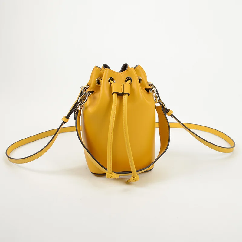 

JIULINIns Super Fire New Simple Water Barrel Handbag Recreational Single Shoulder Slant Bag Tide