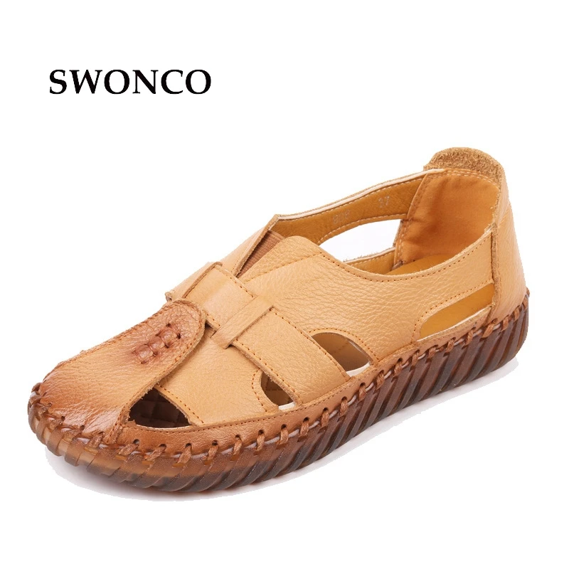 melhor SWONCO Mulheres Sandálias de Verão 2018 de Couro Genuíno das Senhoras Sapatos Feitos À Mão Sandálias De Couro Das Mulheres Apartamento Sapatos Casuais Plus Size 43