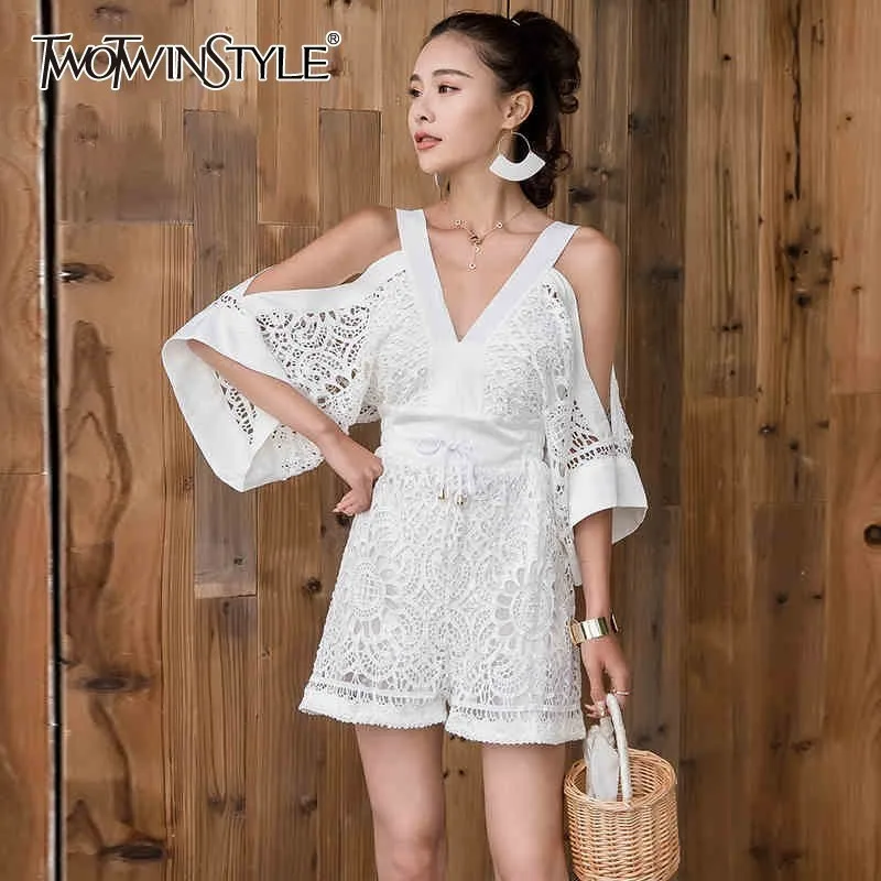 Женский пляжный комбинезон TWOTWINSTYLE с треугольным вырезом и открытой спинкой