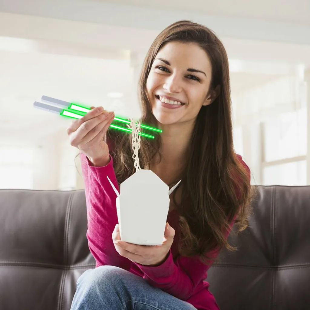 

1Pair LED Luminous Chopsticks Light Up Durable Lightweight Portable Lightweight Kitchen Supplies Home Dinning Accessories