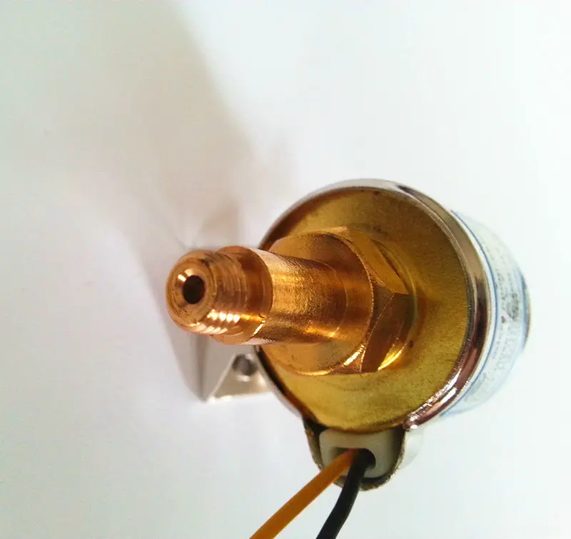 110-120v-60Hz-18W-8