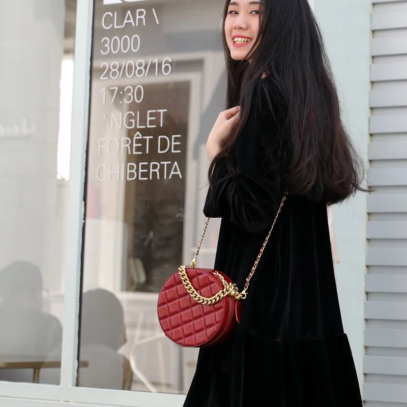 

Genuine Leather Chain Small Round Fashion Female Square Bag