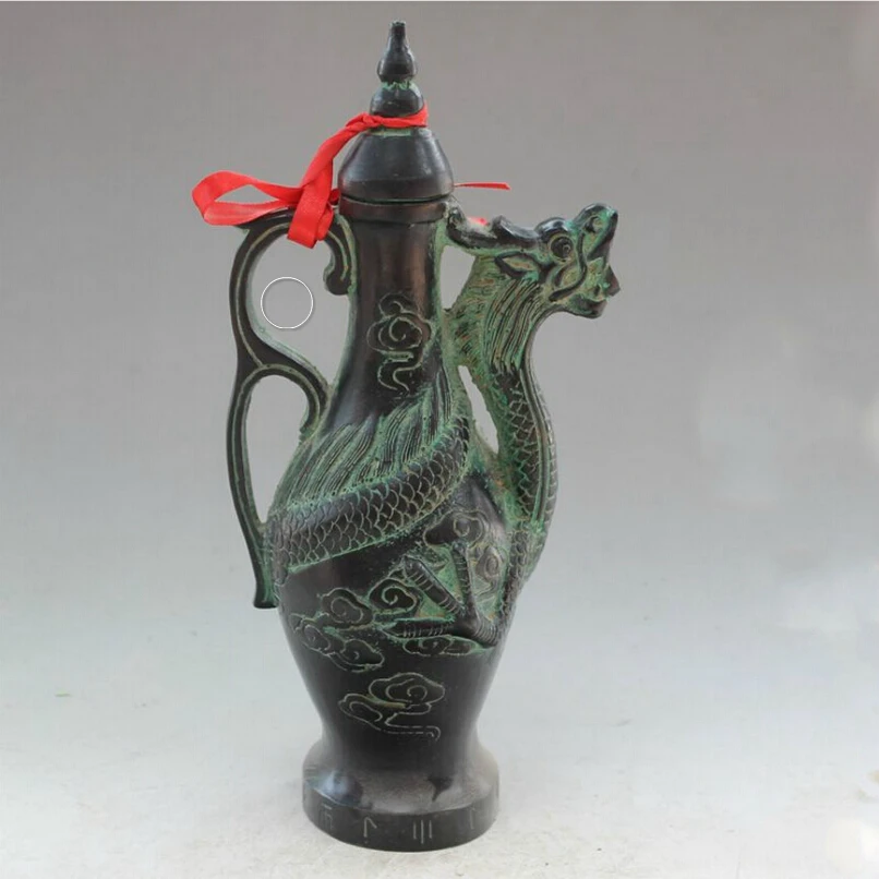 

Antique Antiques Chinese Old Handwork Bronze Carved Dragon head Tea Pot / Metal Flagon 01