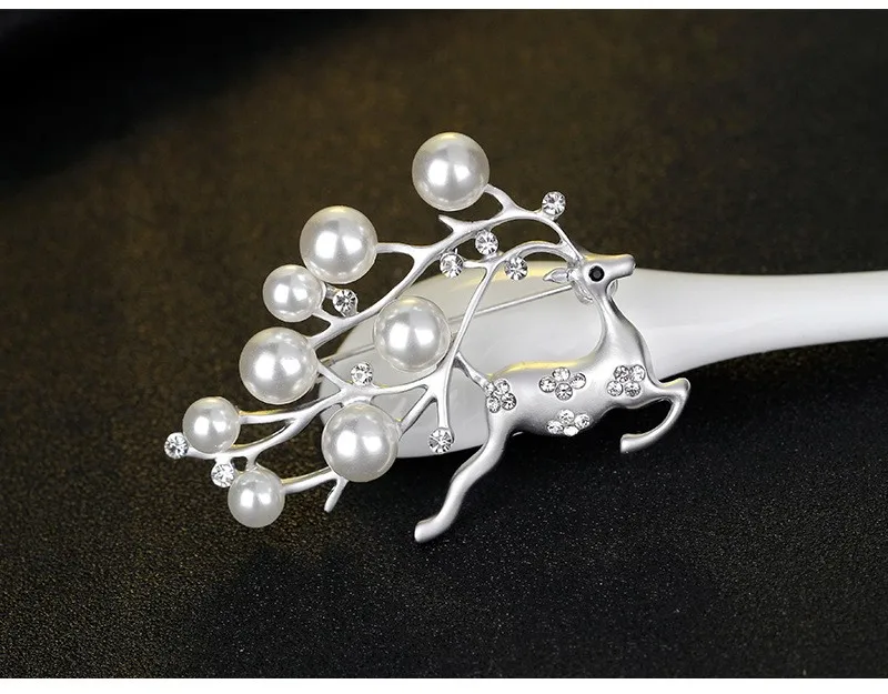 3244940884_1968167221