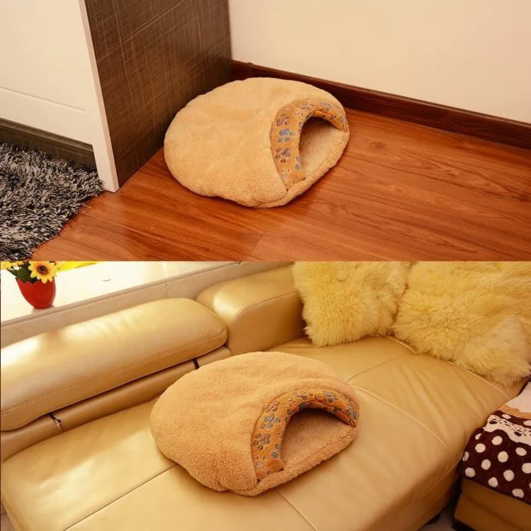 Warm, cozy sphynx cat sleeping mat / bed / cave