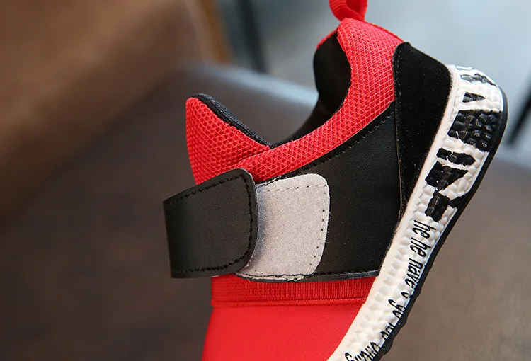 4347074197_1500180212