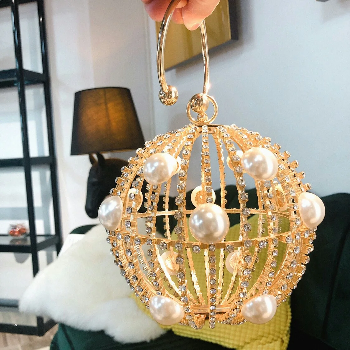 Ball Shaped Hollow Metal Alloy Party Bag Women Gold Cage Evening Bag Pearl Crystal Wedding Clutch Purses Gift Wristlets Handbags