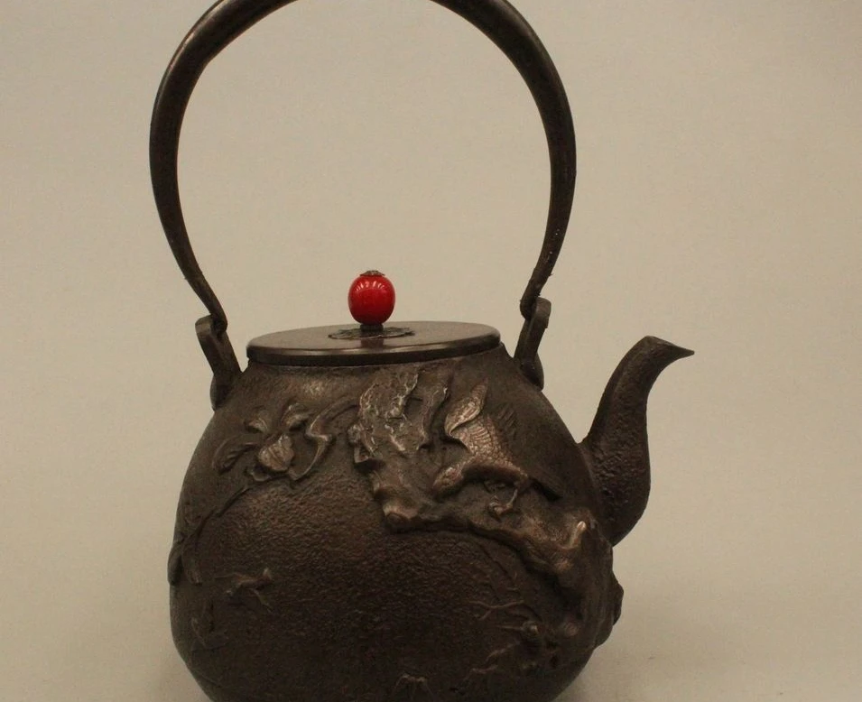 

11"Archaic Japan Japanese Iron Bird Tree Kettle Wine Tea Pot Flagon Statue