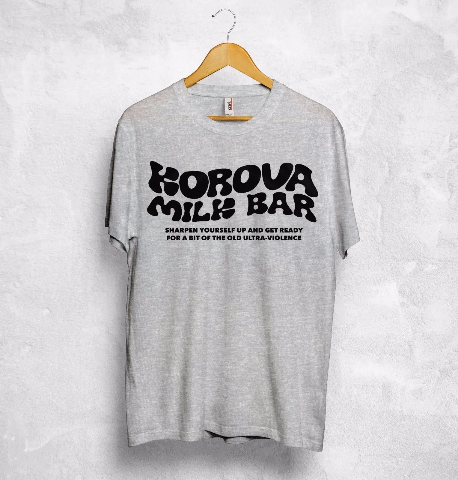 Мужская футболка с часами Korova Milk Bar оранжевая со Стэнли Кубриком Энтони Берджесс