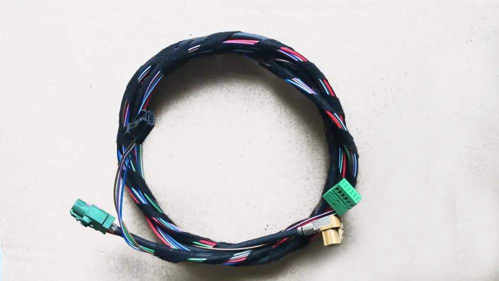 Штепсельная Вилка CarPlay MDI USB AMI для Golf 7 MK7 [ 5G0 035 222 E 5G0035222E не включает