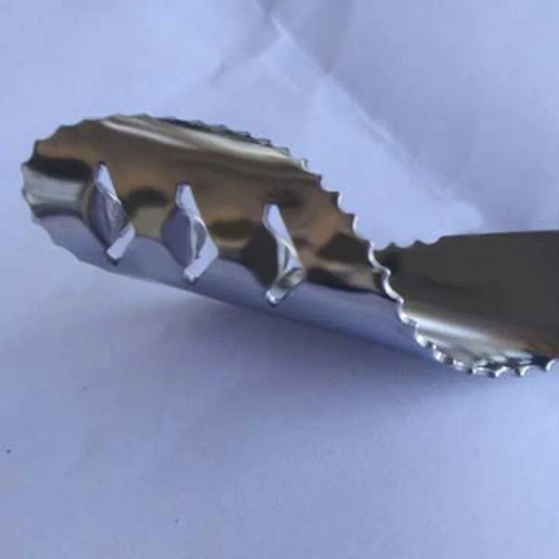 Jalapeno Pepper Corer Stainless Steel Serrated Seed Remover Kitchen Tool Black