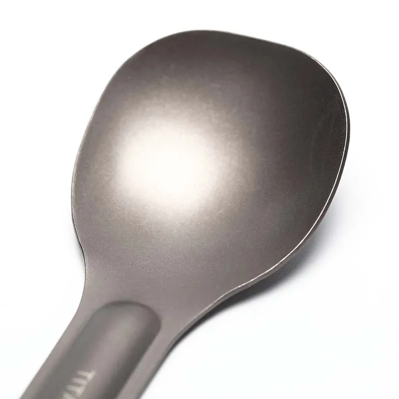 -Manejado de titanio cuchara 21,5 cm x 3,9 cm de cuchara al aire libre vajilla