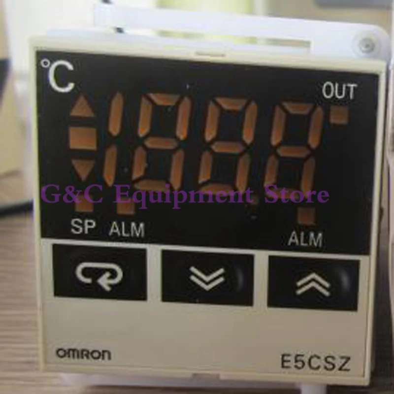 Новый оригинальный цифровой регулятор температуры E5CSZ-R1T 100-240VAC |