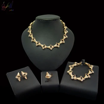 

Yulaili 2018 Exquisite Dubai gold Jewelry Earrings Set Elegant Crystal Gold Color Metal Women Accessories Dance Party Jewelry.
