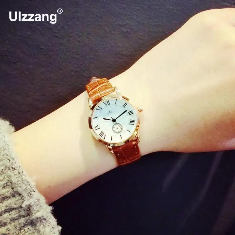 

2018 Fashion Luxury Ladies Watches Women Dress Watches Roman Dial Gold Leather Quartz Watch Women Wristwatch relogio feminino