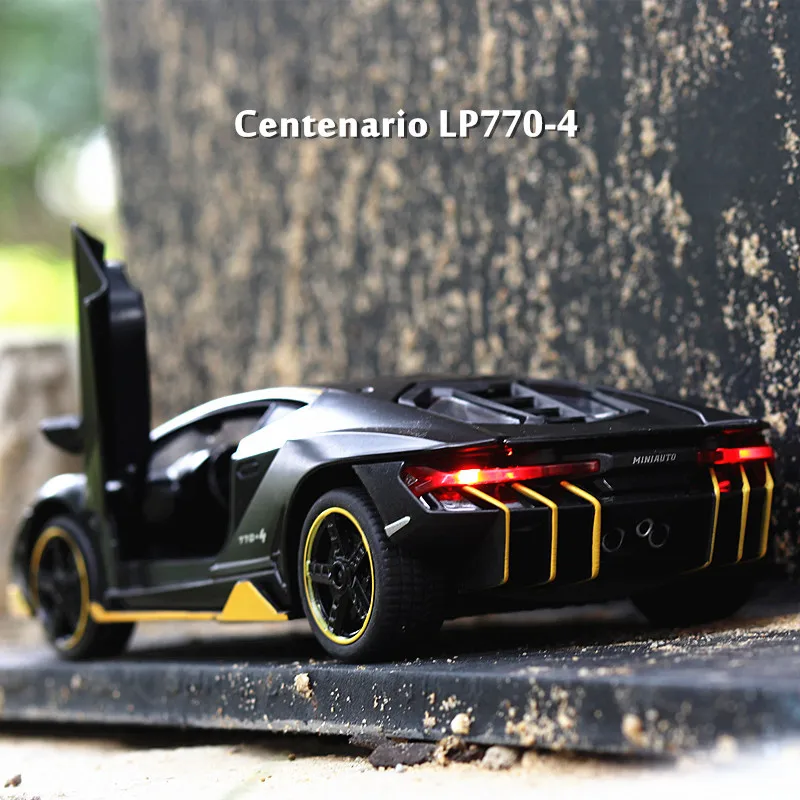 Высококлассная коллекционная игрушка LP770 1:32 модель спортивного автомобиля из