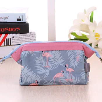 

New Fashion Women Cosmetic Bags Travel Portable Organizer Makeup Cases Wash Bags High Quality Femail Make Up Bag