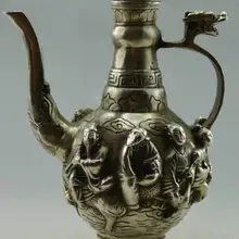 Изысканный китайский коллекционный украшенный старый ручной работы тибетский серебряный дракон 8 бесцветный благоприятный чайник