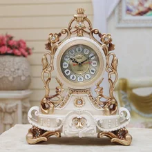 TUDA 2017 Table Clocks Mute Europe Type Restoring Ancient Ways Clock Creative Living Room Desk Clock Fashion Watch Desktop Clock