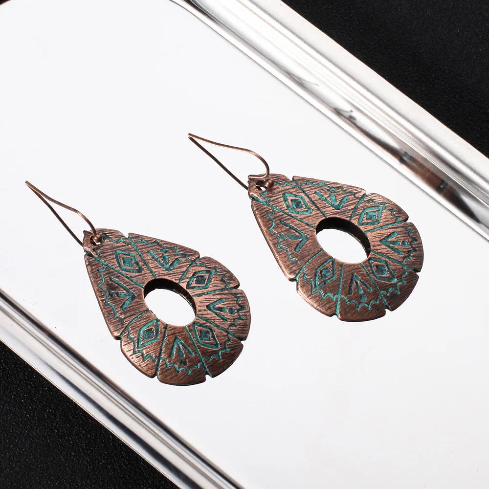 HY-7224-1 EARRING (9)