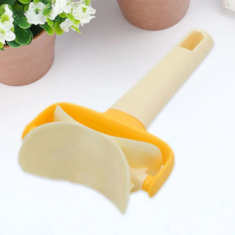 

Plastic Dumpling Pie Ravioli Mould Maker Rolling Blade Dough Press Circle Cutter Mold Pastry Tools Kitchen Cooking Accessories