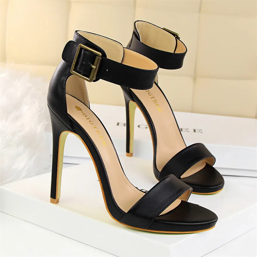 BIGTREE/женские босоножки; однотонные босоножки из искусственной кожи на высоком каблуке; женская обувь с открытым носком и пряжкой - Цвет: Черный