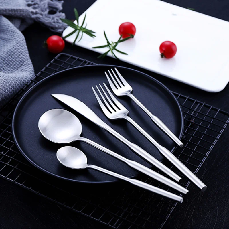 

5pcs/Set Dinnerware Set Stainless Steel Western Cutlery Set Kitchen Food Tableware Dinner Forks and Knives