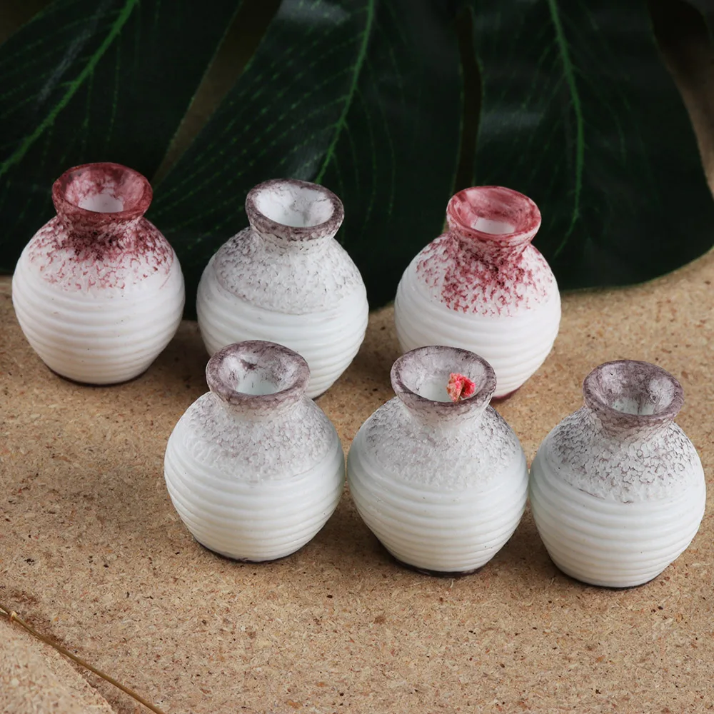 

5PCS/Lot Micro Landscape Garden Decorations Resin Miniature Small Mouth Vase Style Figurines DIY Craft Home Decoration