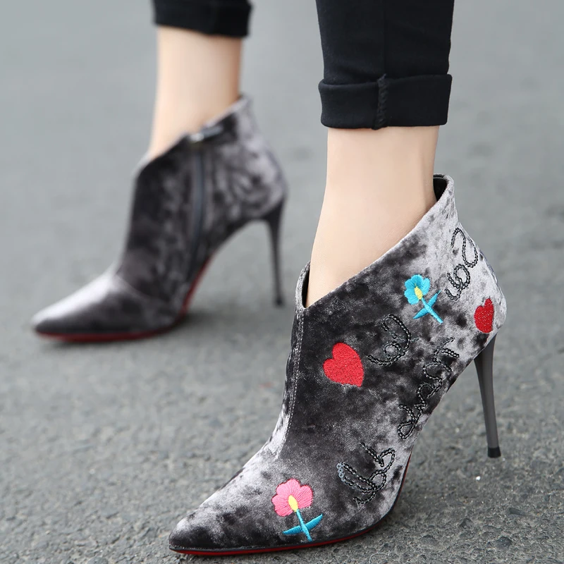 

Women Sexy Stiletto Ankle Boot Pointed Toe Female Zippers Embroidery Flowers High Heels Booties Martin Boots Shoes Pumps