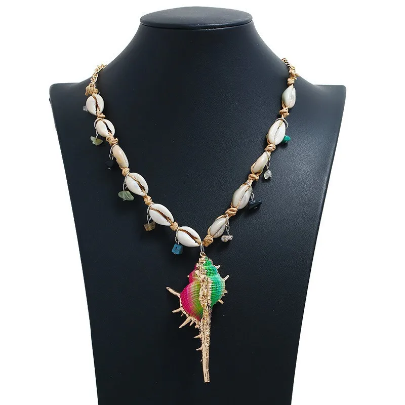 

Find Me Exaggerated Woven Necklace Geometric shell weave Pendant Necklaces Suit Women New Fashion Jewelry Accessories Wholesale