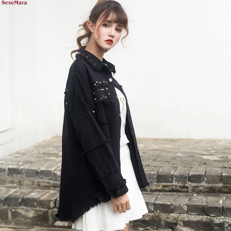

SexeMara Autumn The New Women's clothing Leisure Loose rivet asymmetric Long sleeves denim jacket free shipping