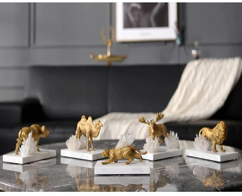 

Light luxury modern crystal marble golden lion leopard reindeer animal metal ornaments villa office home decoration best gift
