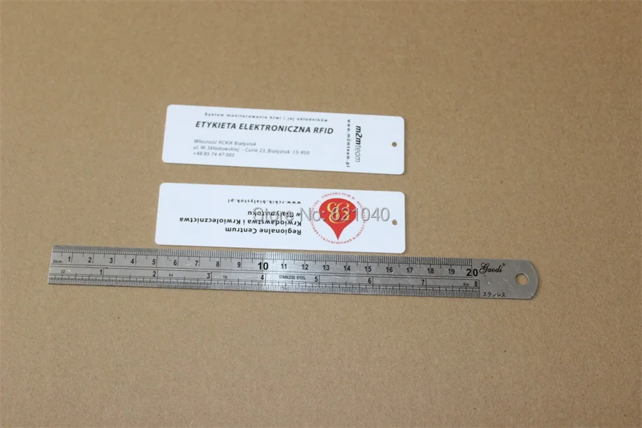 

UHF ISO18000-6C (EPC-Gen2) 915MHz  PVC  Hang Tag   120*32MM