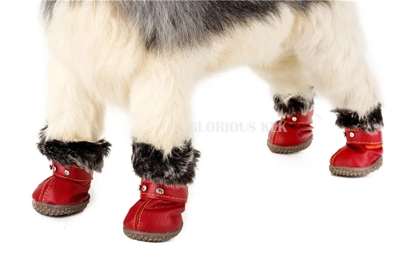 Зимние ботинки для собак из водонепроницаемого полиуретана; обувь для маленьких собак с резиновой подошвой; Качественная Роскошная Обувь для собак с алмазной меховой отделкой