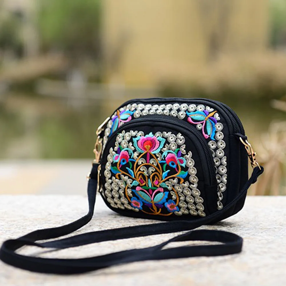 Винтаж вышивка Для женщин сумка Boho тайский Стиль вышитые Посланник маленький