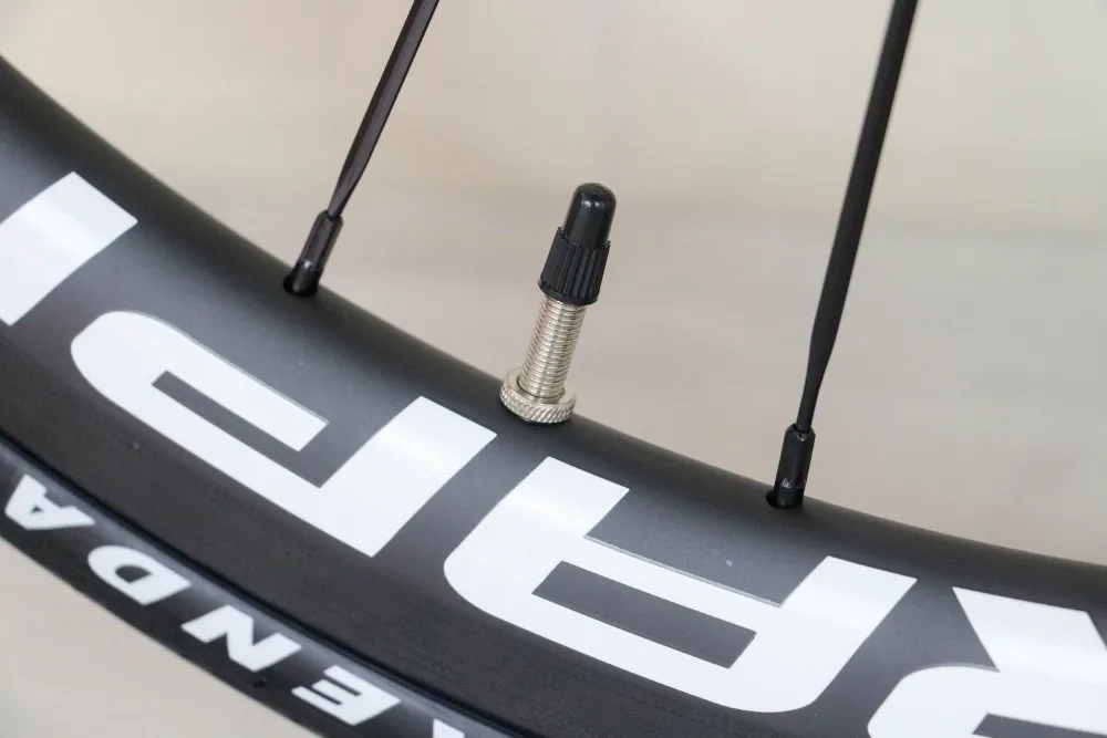 Cheap Paint finish complete bike carbon road bike /22 speed entire carbon road bike/ factory price carbon road bike complete 8 Cheap Paint finish complete bike carbon road bike /22 speed entire carbon road bike/ factory price carbon road bike complete 8